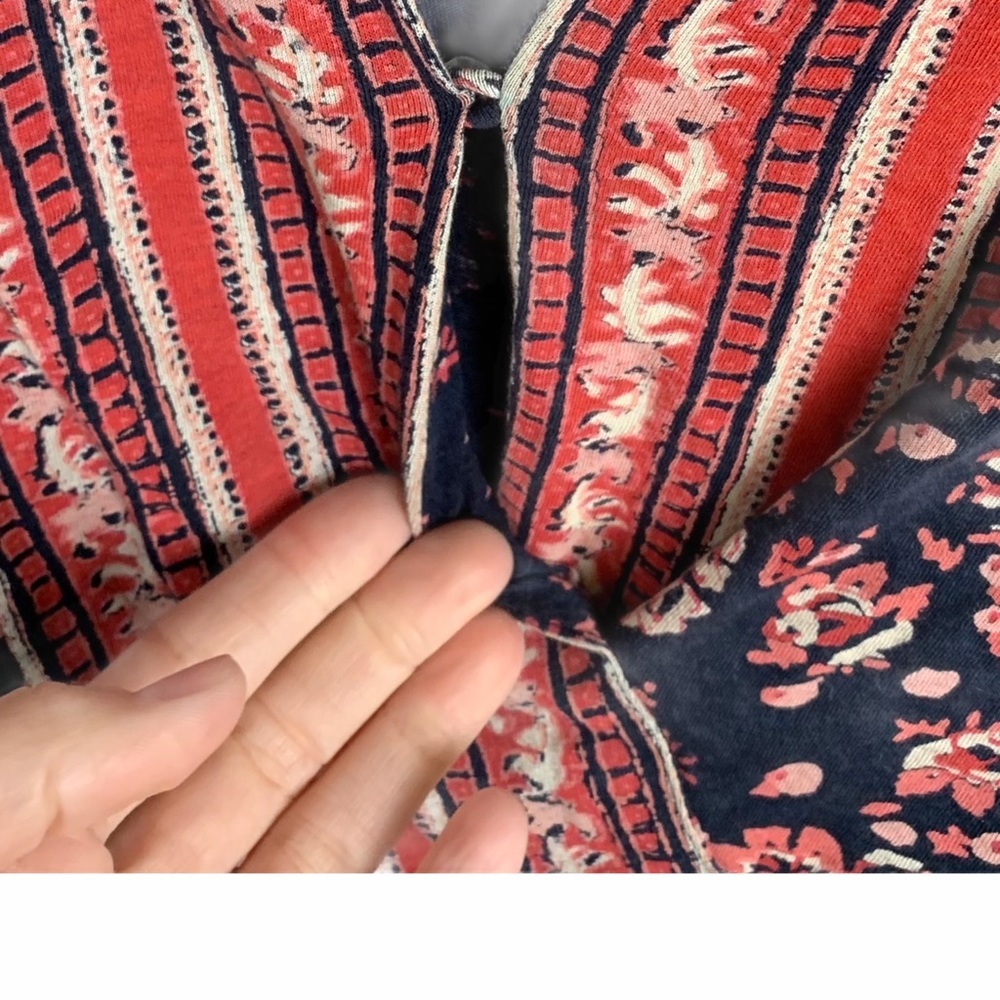 Lucky Brand blouse Floral Surplice Neck Woodblock - Picture 6 of 6